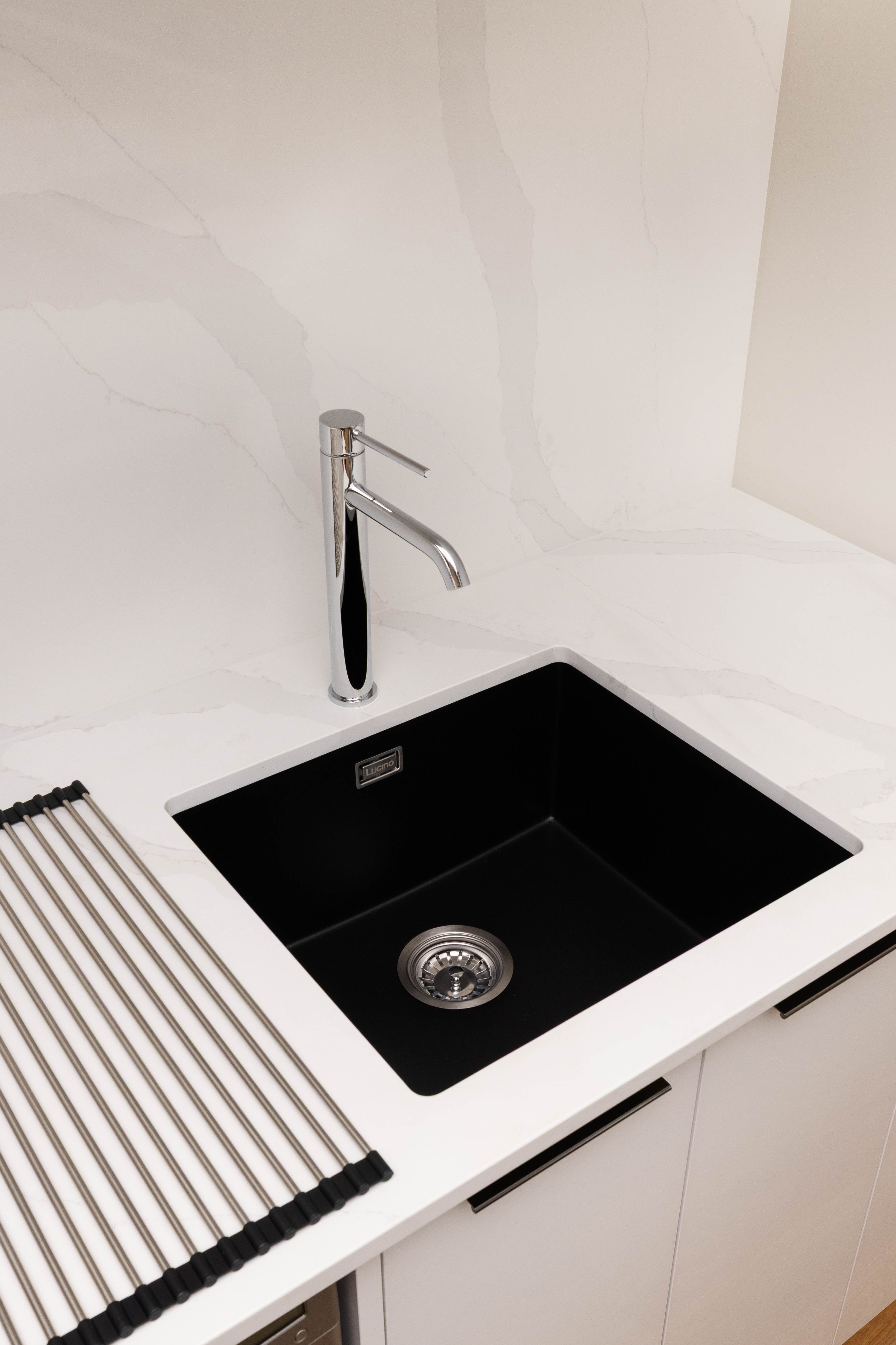 Dunstan 500 (Black Granite)